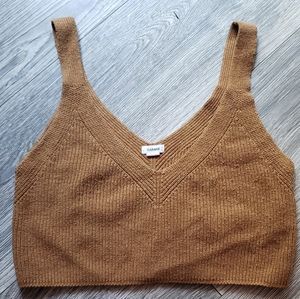 Garage sweater like crop top